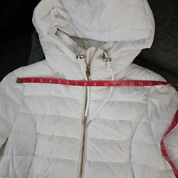 NWOTS!JESSICA SIMPSON WHITE/GOLD PUFFER PACKABLE JACKET! SIZE MED! NWOTS! - Picture 5 of 16